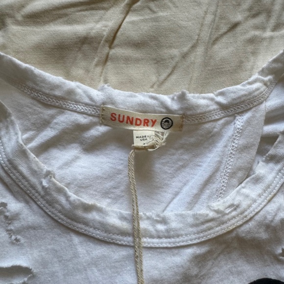 Sundry - Picture 5 of 6